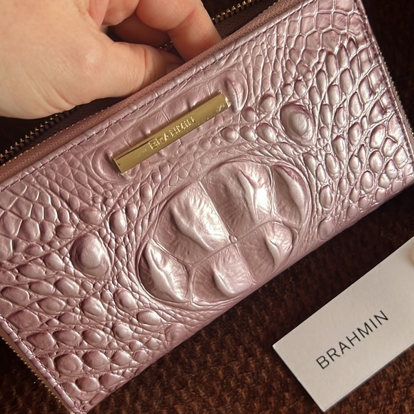Brahmin Suri Mellow Rose Melbourne wallet - Picture 3 of 8